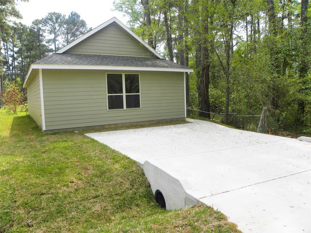 10948 Amblewood, Willis, TX 77318