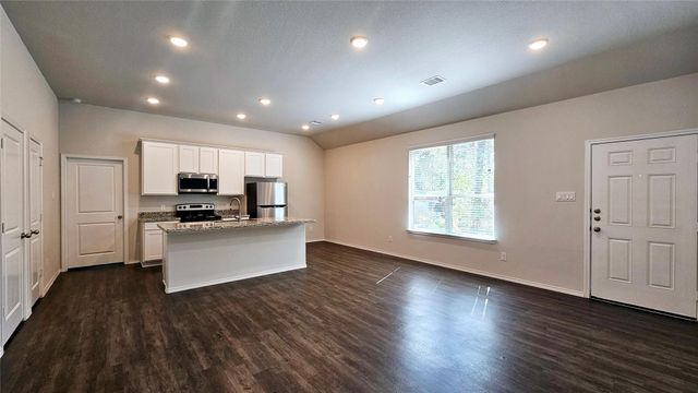 10948 Amblewood, Willis, TX 77318