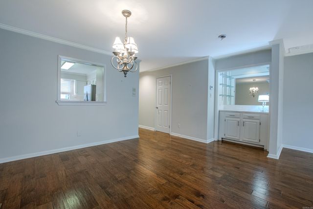 2824 Foxcroft Rd Apt 63, Little Rock, AR 72227