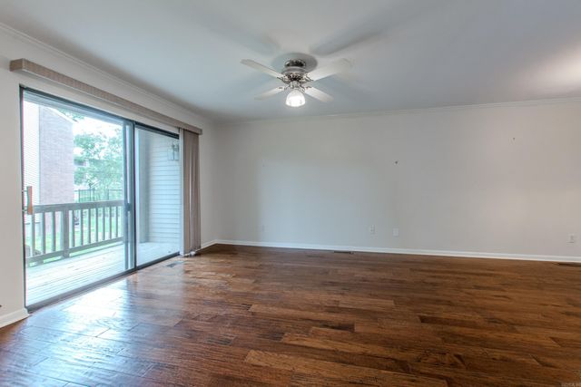 2824 Foxcroft Rd Apt 63, Little Rock, AR 72227