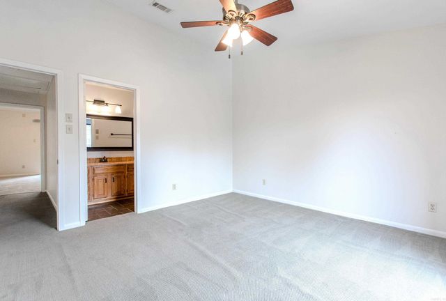 2824 Foxcroft Rd Apt 63, Little Rock, AR 72227