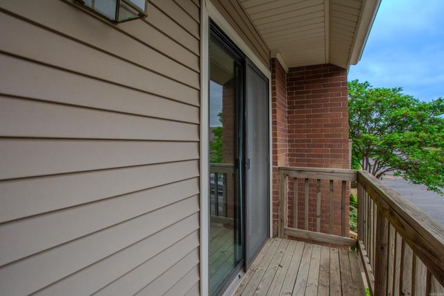 2824 Foxcroft Rd Apt 63, Little Rock, AR 72227