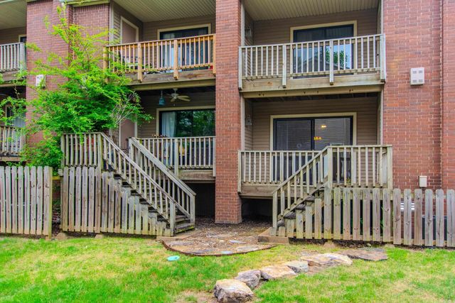 2824 Foxcroft Rd Apt 63, Little Rock, AR 72227