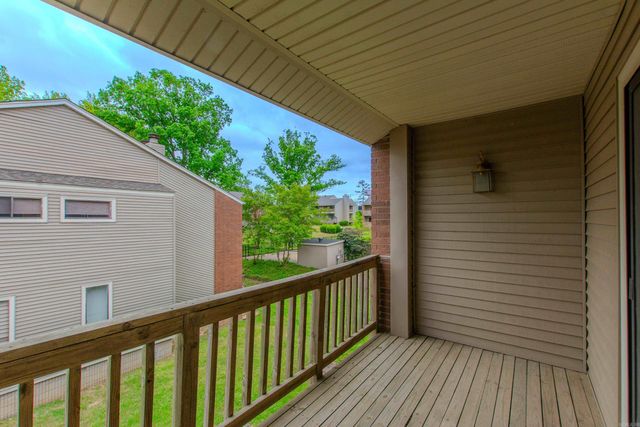 2824 Foxcroft Rd Apt 63, Little Rock, AR 72227