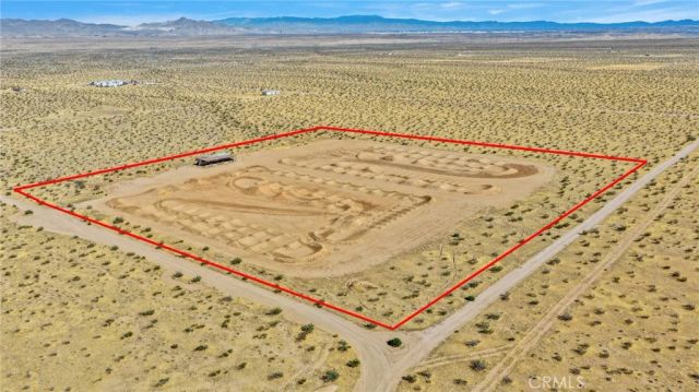 7162 Emily, Adelanto, CA 92301