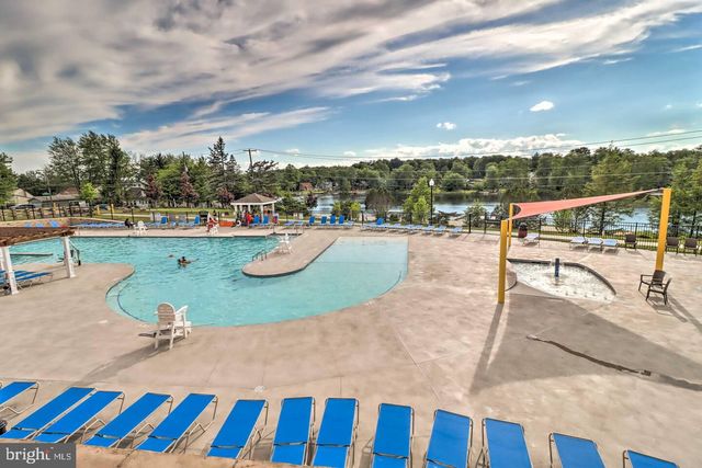 7572 EAGLE ROCK DRIVE, Tobyhanna, PA 18466