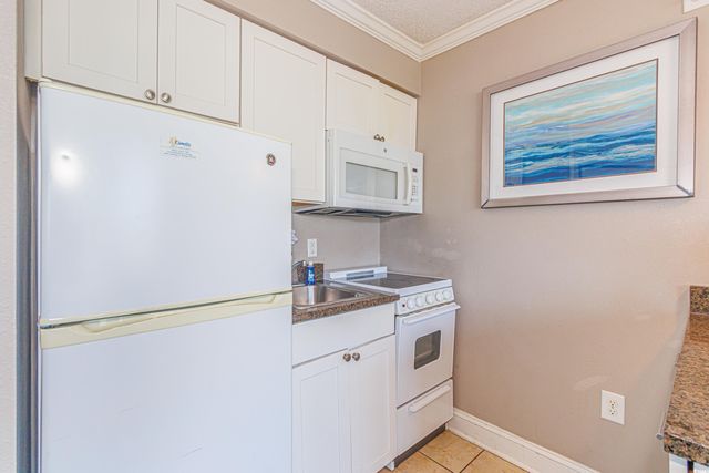 6900 N Ocean Blvd. # 806, Myrtle Beach, SC 29572