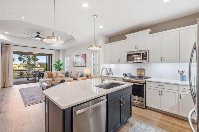 233 ALTAMURA CIRCLE, Nokomis, FL 34275