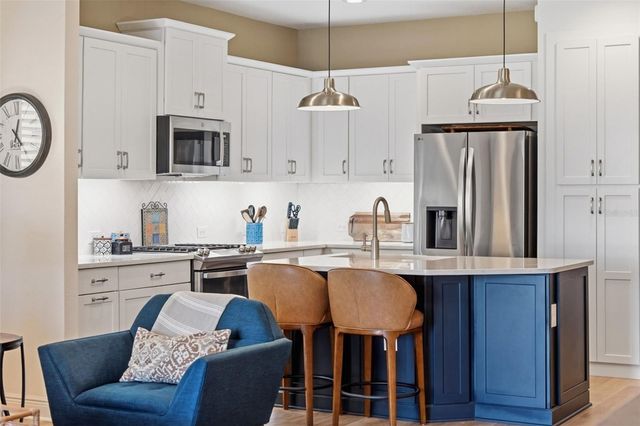 233 ALTAMURA CIRCLE, Nokomis, FL 34275