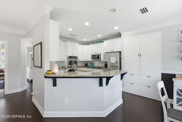 3770 FIVE FARMS Court, Jacksonville, FL 32225