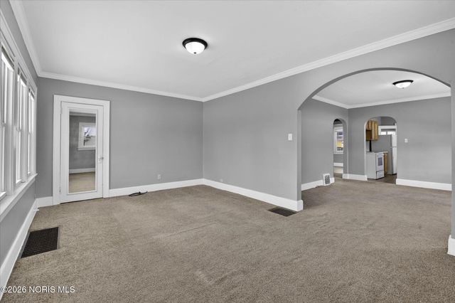 1019 E Manhattan Boulevard, Toledo, OH 43608