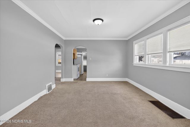 1019 E Manhattan Boulevard, Toledo, OH 43608