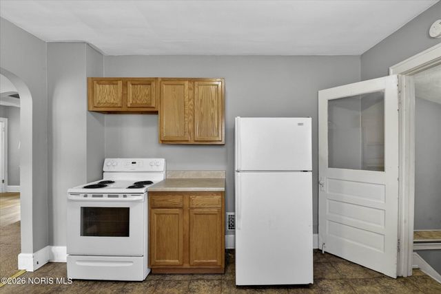 1019 E Manhattan Boulevard, Toledo, OH 43608