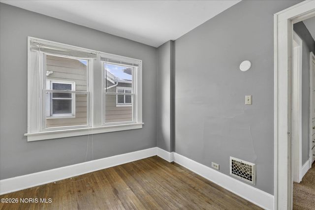 1019 E Manhattan Boulevard, Toledo, OH 43608