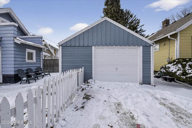 1019 E Manhattan Boulevard, Toledo, OH 43608