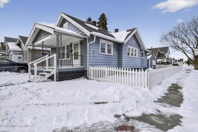 1019 E Manhattan Boulevard, Toledo, OH 43608