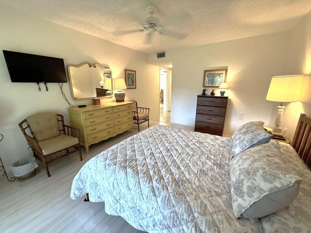 2702 Nassau Bend C2, Coconut Creek, FL 33066