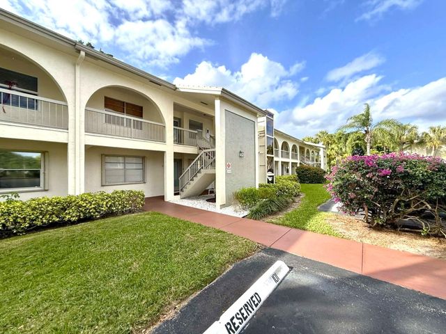 2702 Nassau Bend C2, Coconut Creek, FL 33066