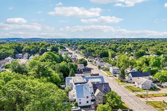 325 Mammoth Rd 3, Lowell, MA 01854
