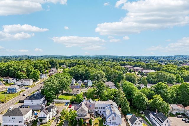 325 Mammoth Rd 3, Lowell, MA 01854