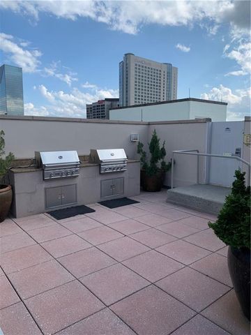 250 Park Avenue West NW 712, Atlanta, GA 30312