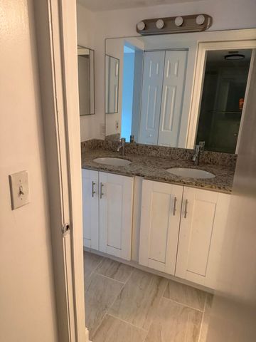 4111 Stirling Road 106, Dania Beach, FL 33314