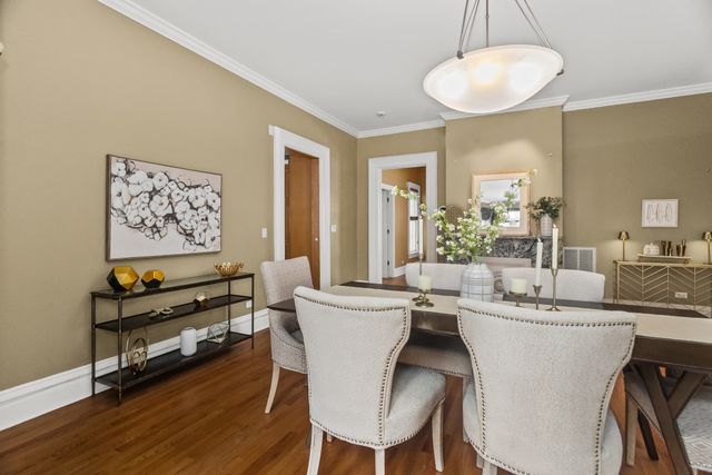 2236 Ridge Avenue, Evanston, IL 60201