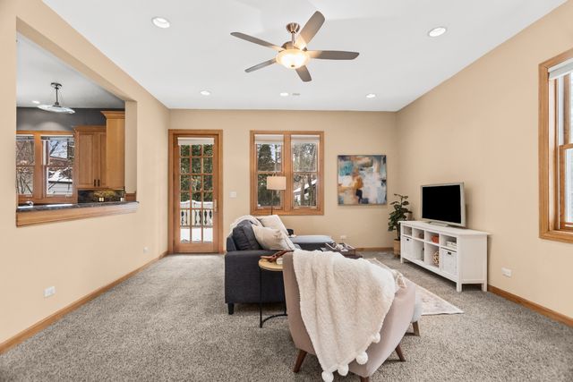 2236 Ridge Avenue, Evanston, IL 60201