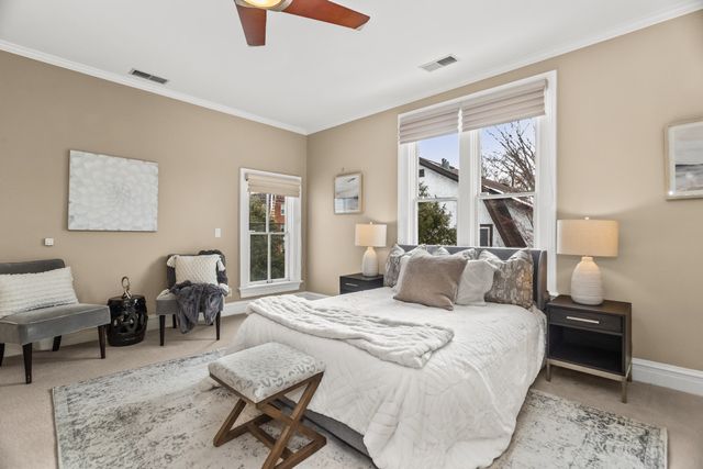 2236 Ridge Avenue, Evanston, IL 60201