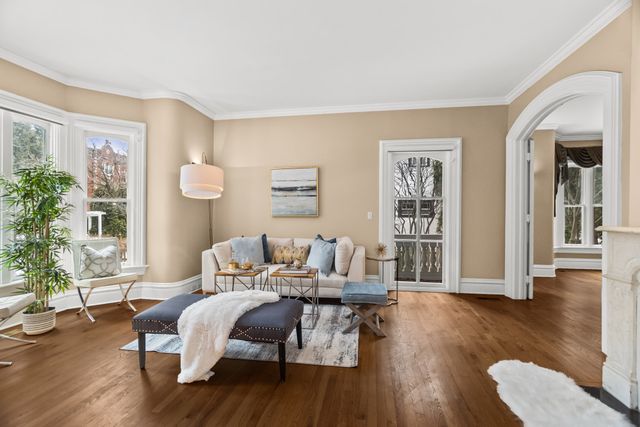 2236 Ridge Avenue, Evanston, IL 60201