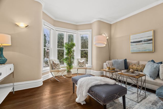 2236 Ridge Avenue, Evanston, IL 60201