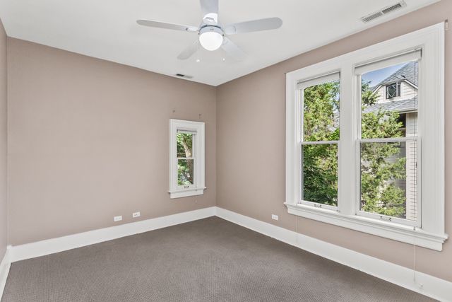 2236 Ridge Avenue, Evanston, IL 60201