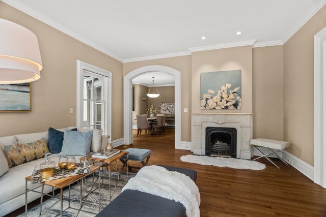 2236 Ridge Avenue, Evanston, IL 60201