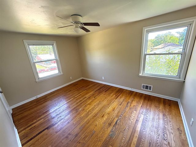 4311 Curwood Avenue, Grand Rapids, MI 49508