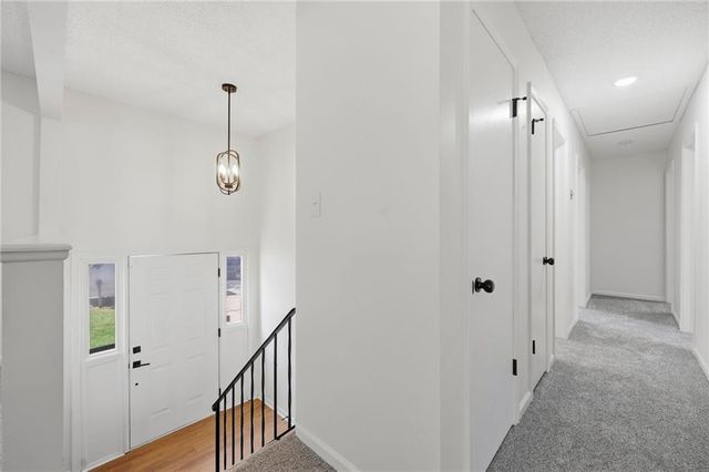 8815 N Grand Avenue, Kansas City, MO 64155