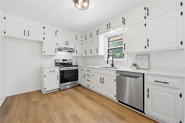 8815 N Grand Avenue, Kansas City, MO 64155