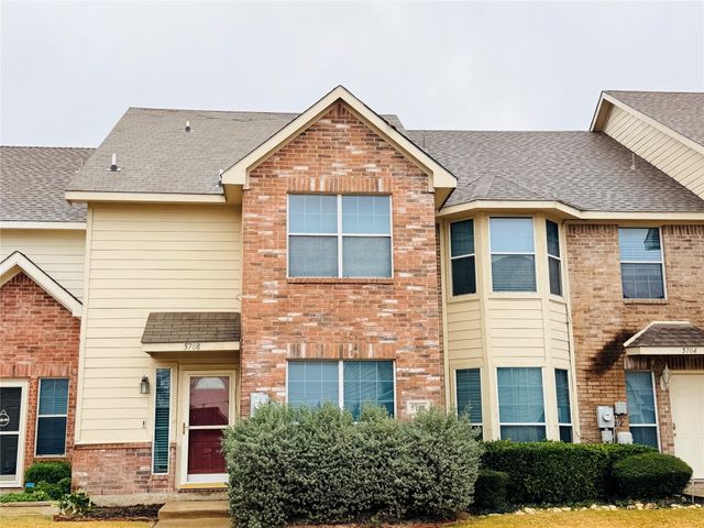 5708 Giddyup Lane 43, Fort Worth, TX 76179