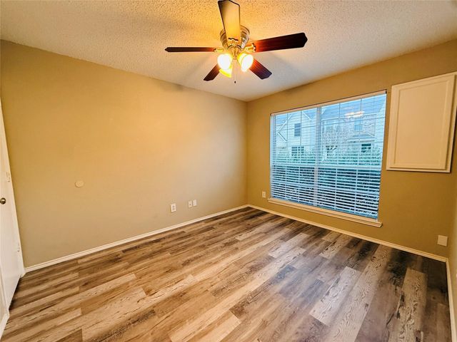 5708 Giddyup Lane 43, Fort Worth, TX 76179