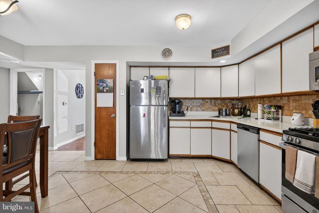 147 BAKER AVE, Atco, NJ 08004