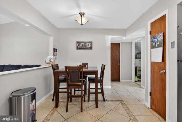 147 BAKER AVE, Atco, NJ 08004