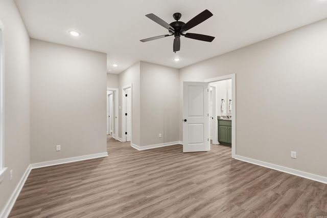2440 Pleasant Willow Drive, Benton, AR 72015