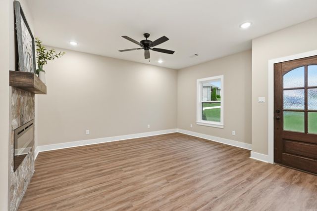 2440 Pleasant Willow Drive, Benton, AR 72015