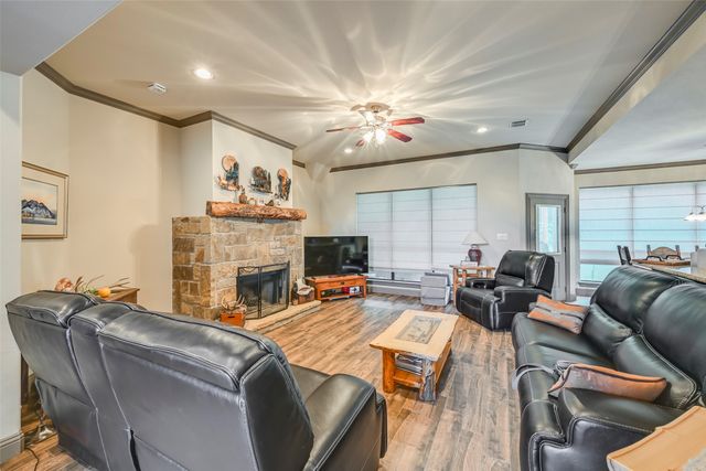 791 Trailwood Drive, Weatherford, TX 76085