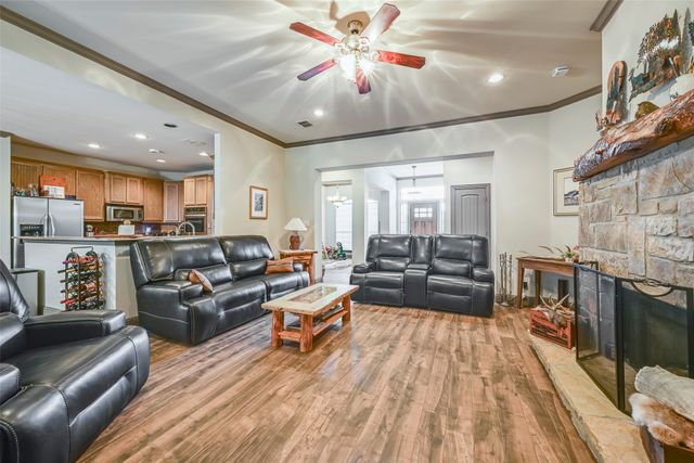 791 Trailwood Drive, Weatherford, TX 76085