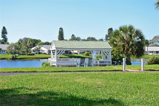 4726 POTOMAC CIRCLE, Bradenton, FL 34210