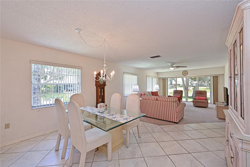 Image 14 of property listing at 4726 POTOMAC CIRCLE, Bradenton, FL 34210