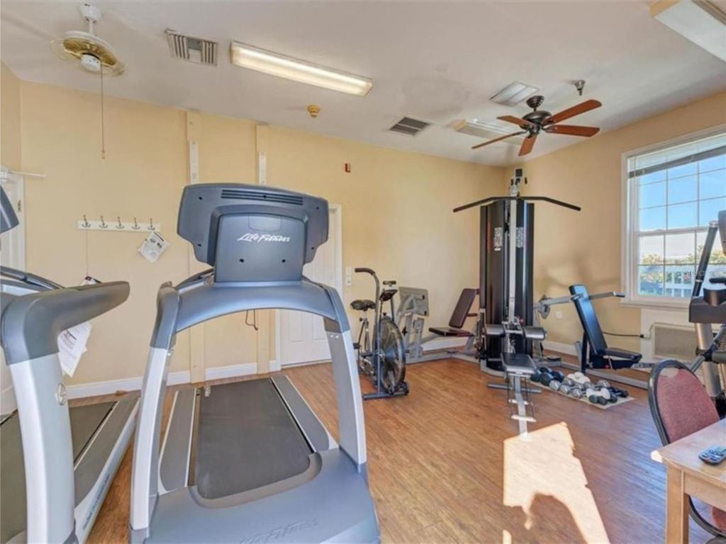 Image 45 of property listing at 4726 POTOMAC CIRCLE, Bradenton, FL 34210