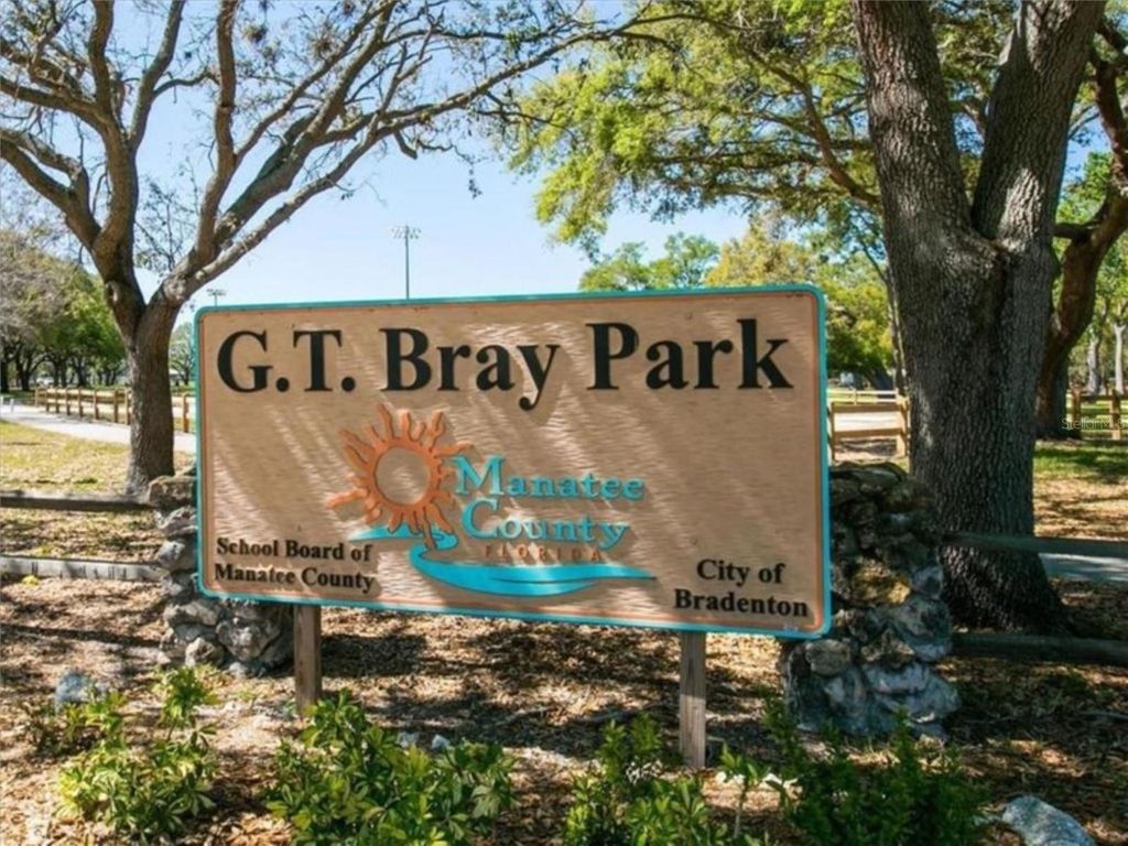 Image 82 of property listing at 4726 POTOMAC CIRCLE, Bradenton, FL 34210