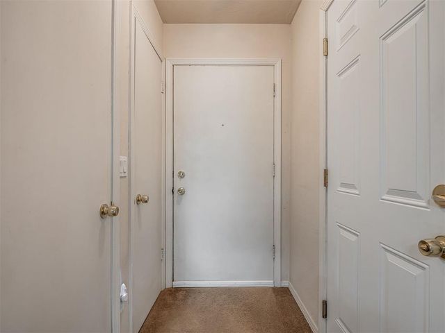 223 W 5th Street, Edmond, OK 73003