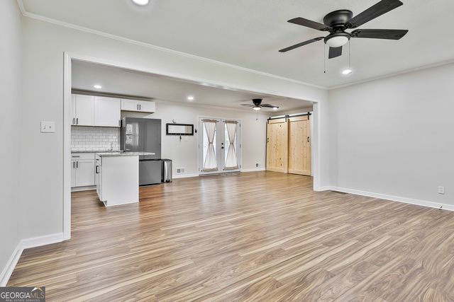 160 Winona Drive, Fayetteville, GA 30214
